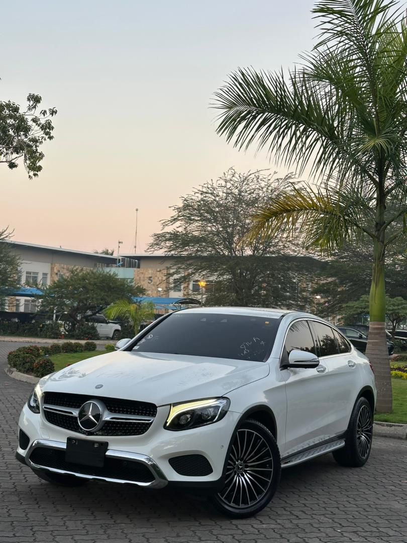 MERCEDES BENZ thumbnail 4